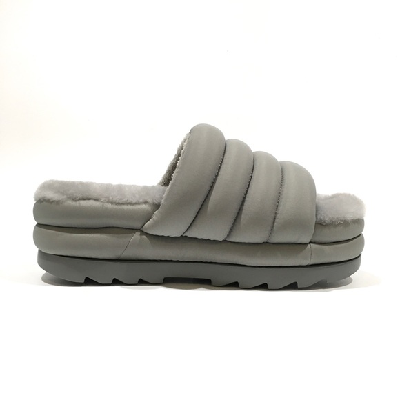 UGG Maxi Slide Platform Puffer Sandals -Grey -Women’s US 9 -NEW - Picture 3 of 7